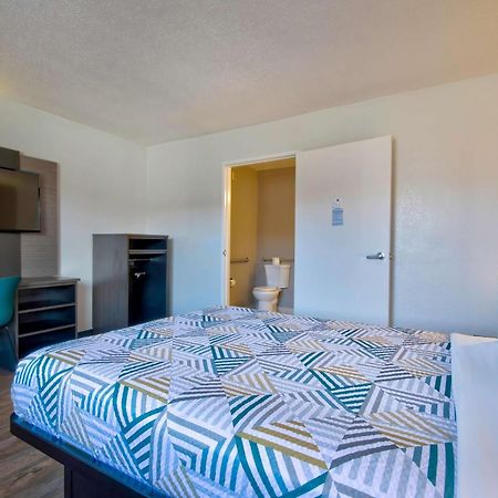 Motel 6 ซานตาเฟ ภายนอก รูปภาพ