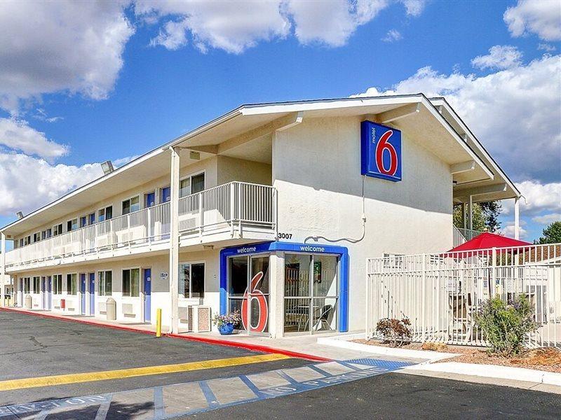 Motel 6 ซานตาเฟ ภายนอก รูปภาพ