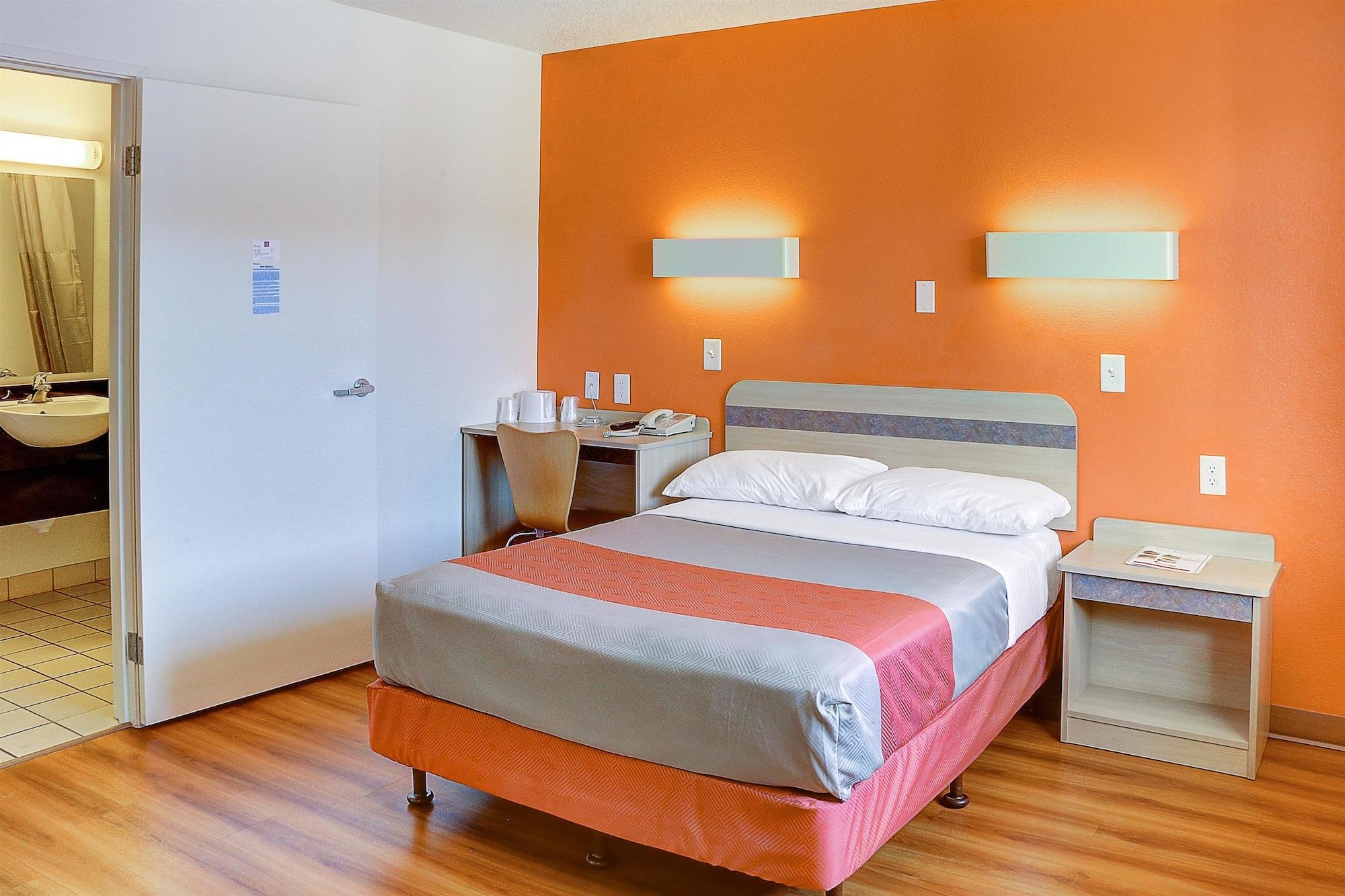 Motel 6 ซานตาเฟ ภายนอก รูปภาพ