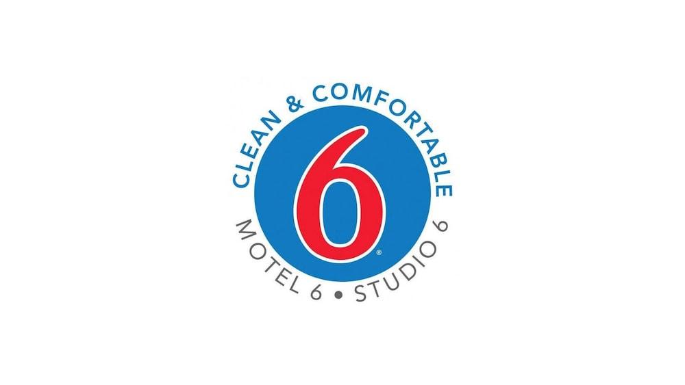 Motel 6 ซานตาเฟ ภายนอก รูปภาพ