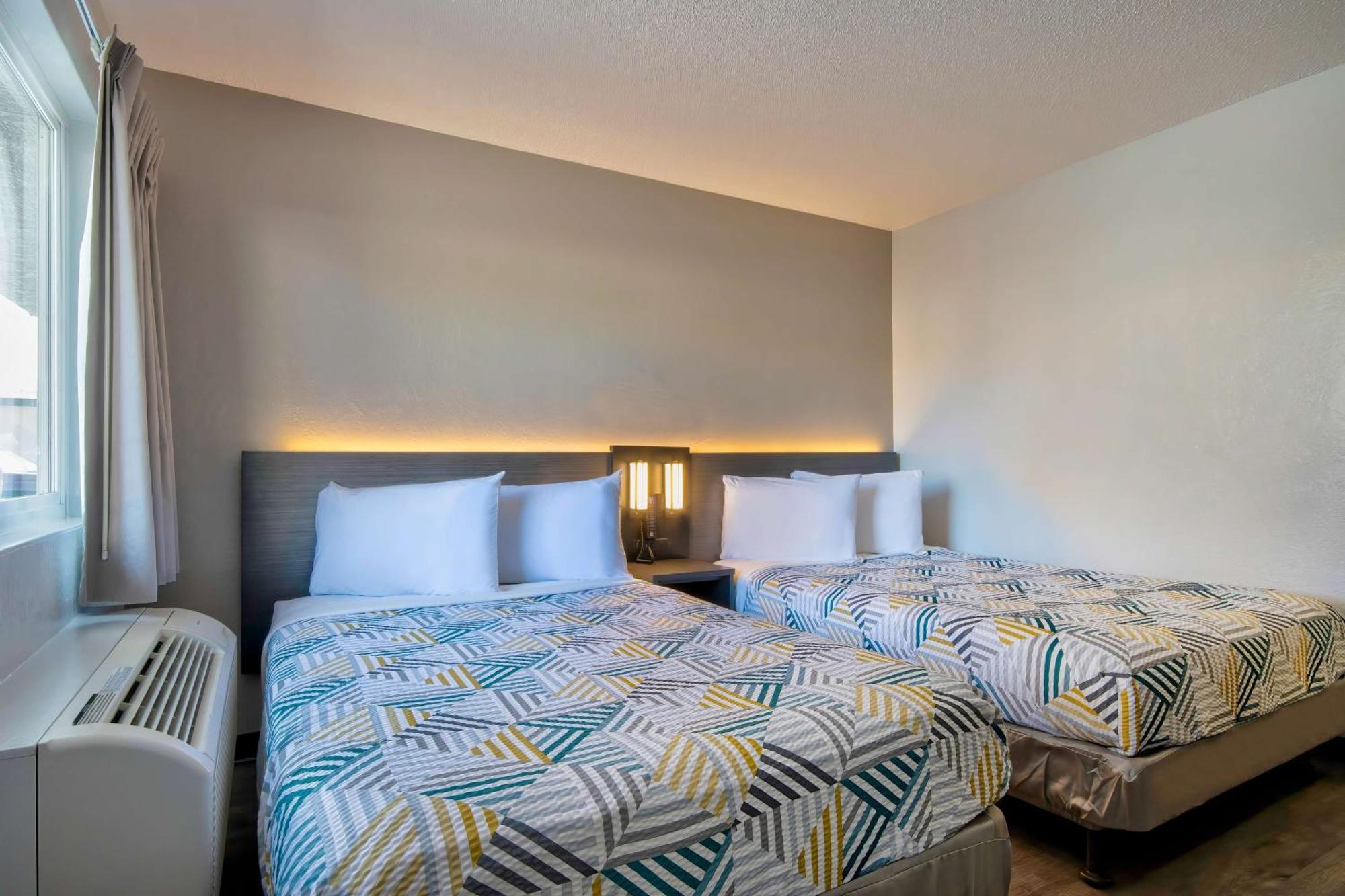 Motel 6 ซานตาเฟ ภายนอก รูปภาพ