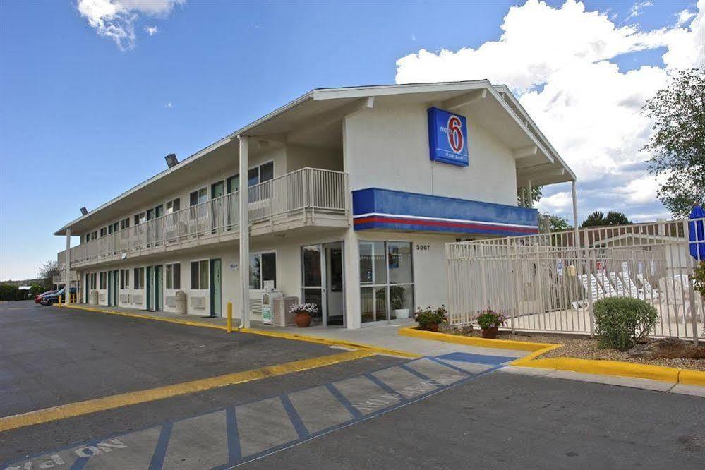 Motel 6 ซานตาเฟ ภายนอก รูปภาพ